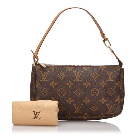 louis vuitton vintage pochette bag